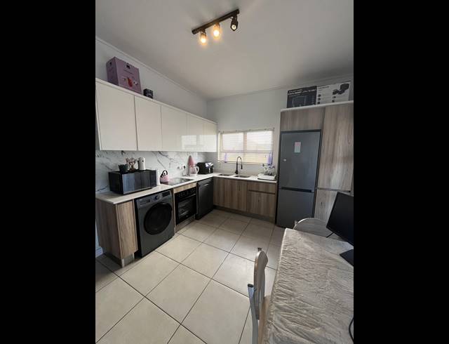 2 BEDROOM APARTMENT TO LET IN SANDOWN